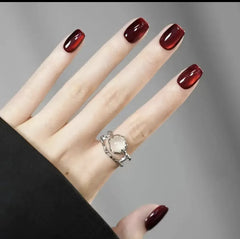 24Pcs Solid Color Wine Red Design False Nails Short Square Head Fake Nail Art Tips Simple Finished Manicure Tips Press on Nails