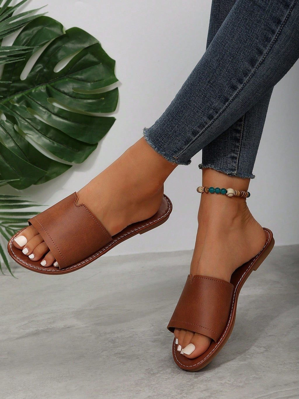 Women's Casual Flat Slippers Outdoor Beach Sandals