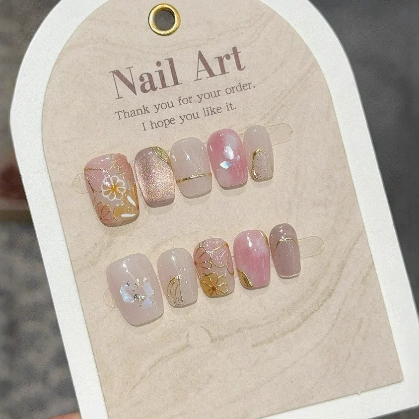 10Pcs Short Square Pink Blush Fake Nails Cat Eye Sparkling Sweet Nail Stickers French Ballet Finished Retro Court Style Nail Art